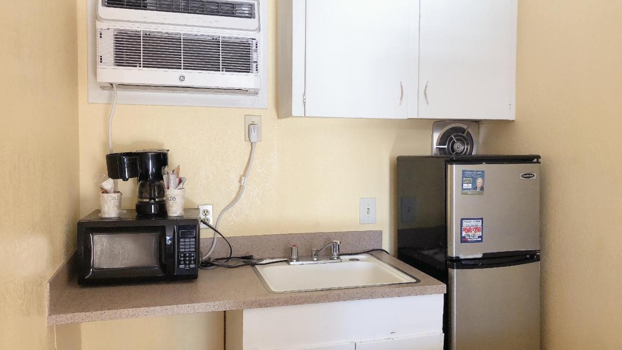 Royal Palace Inn And Suites Myrtle Beach Ocean Blvd Extérieur photo
