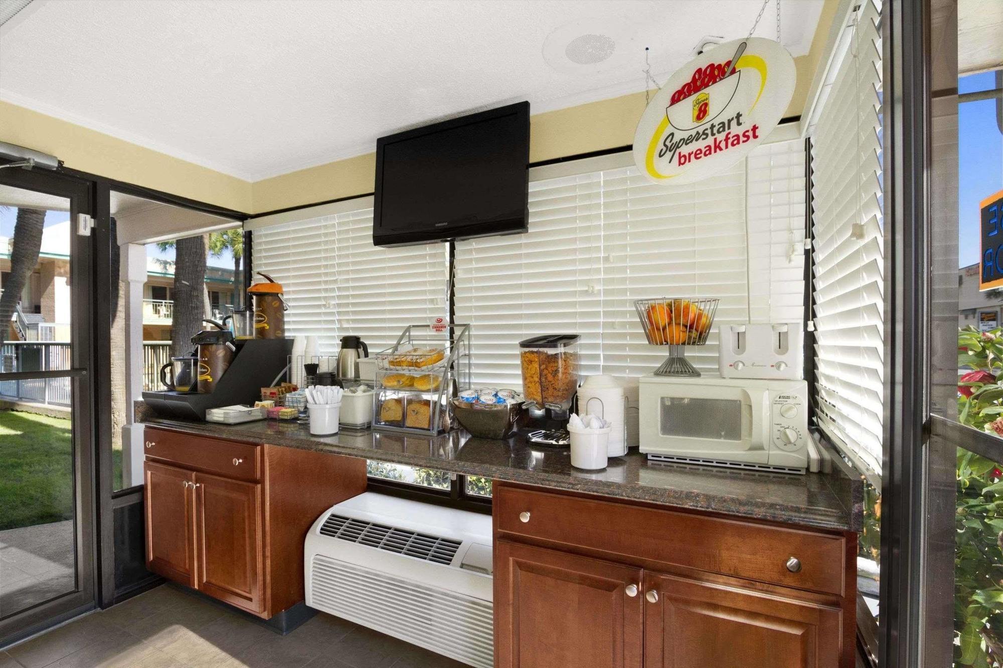 Royal Palace Inn And Suites Myrtle Beach Ocean Blvd Extérieur photo